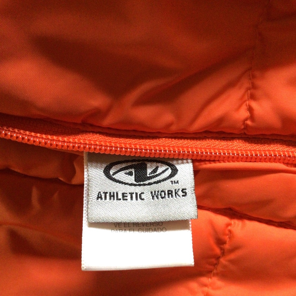 Reversible puffer vest - Picture 6 of 6